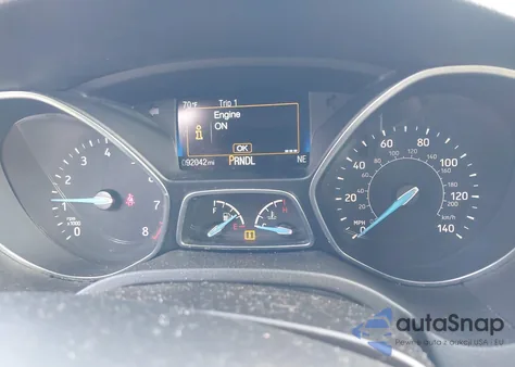 2015 Ford Focus Se z USA, uszkodzony, nr VIN 1FADP3F28FL280397